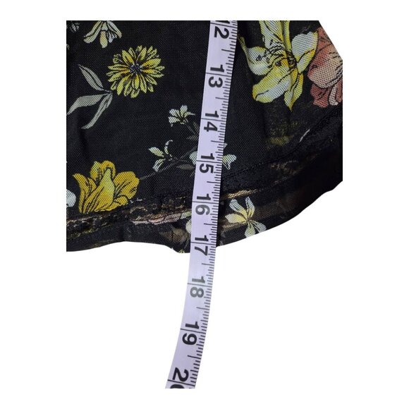 Love & Legend Floral Off Shoulder Top - Picture 10 of 11